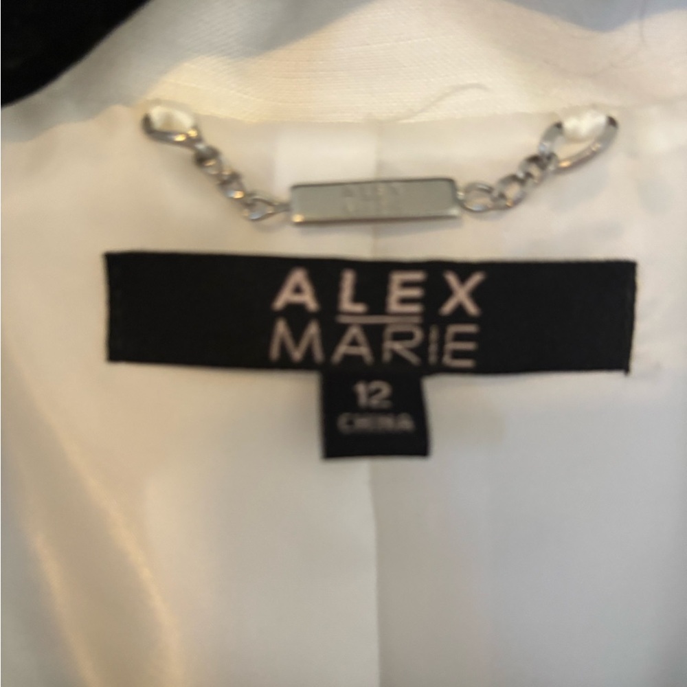 NWT Alex Marie White Cropped Blazer - Picture 2 of 6